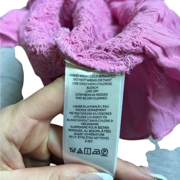 Anthropologie Textured Smocked Vest Top Pink Size Medium - Picture 10 of 11